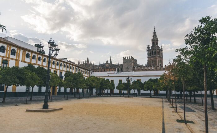 https://thetravco.com/tour/7-days-spain-with-portugal-private-andalucia-tours/