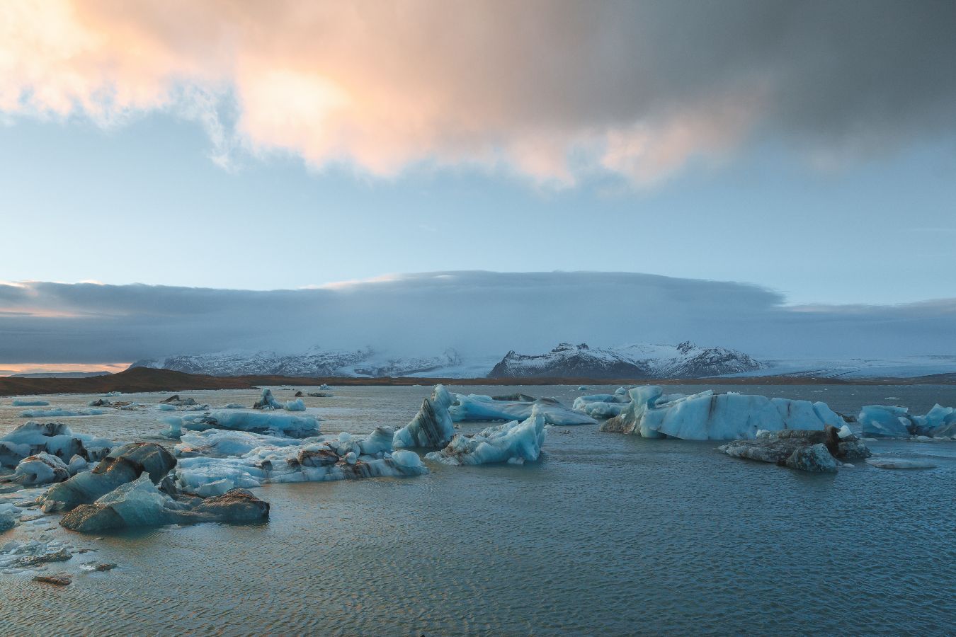 https://thetravco.com/tour/ultimate-iceland-ring-tour-10-nights-11days/